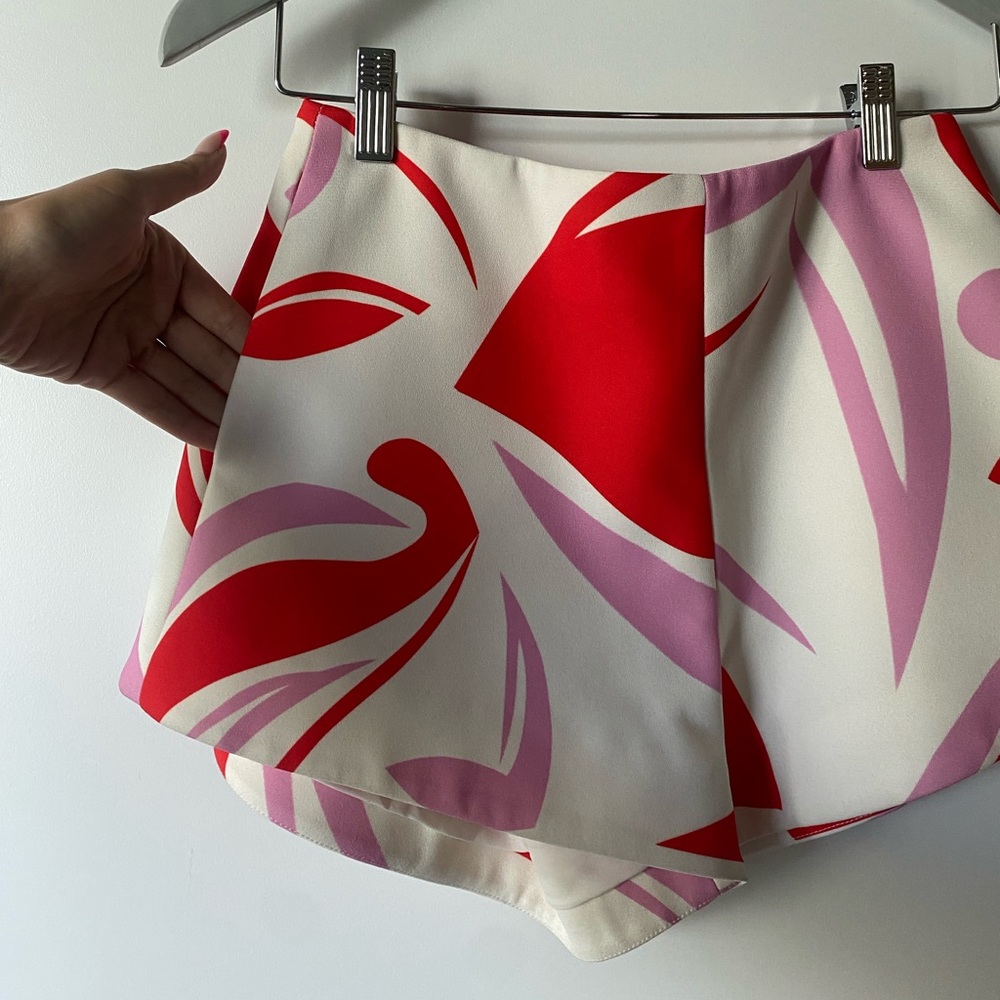 C/MEO COLLECTIVE SHORTS - sz XS